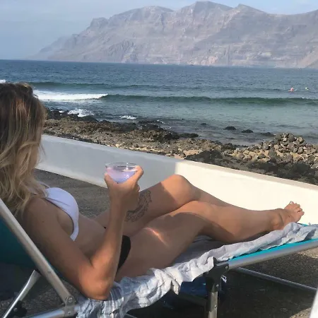 度假居 Playa De Caleta De