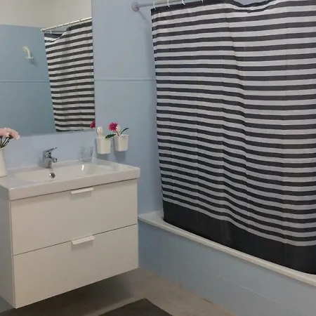 Playa De Caleta De Dom wakacyjny