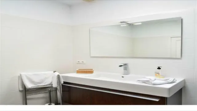 Holiday home Playa De Caleta De *