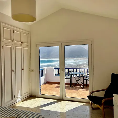 Playa De Caleta De Famara